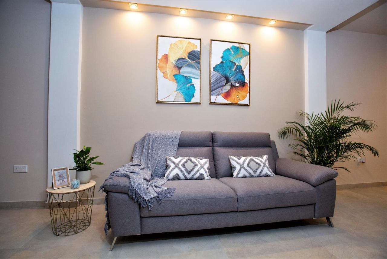 Honeycomb Designer Apartment St. Paul's Bay Bagian luar foto
