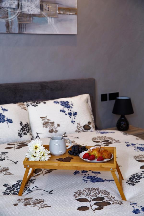 Honeycomb Designer Apartment St. Paul's Bay Bagian luar foto