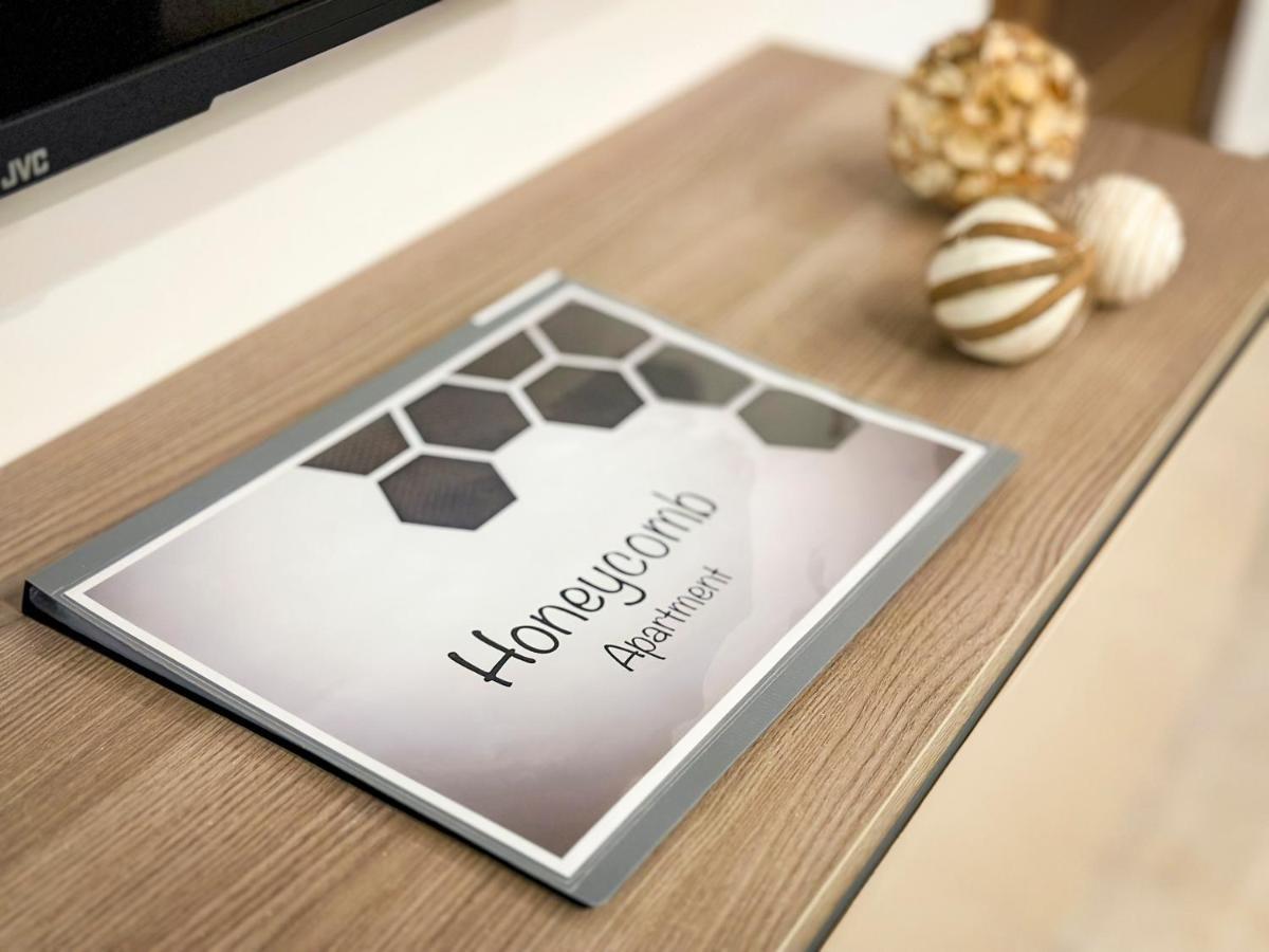 Honeycomb Designer Apartment St. Paul's Bay Bagian luar foto